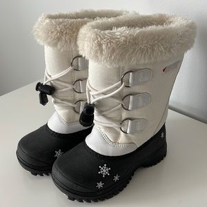Toddler snow boots